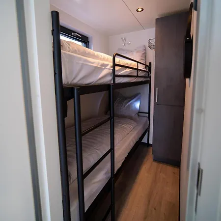 Alpstuga Houseboat Marina Mookerplas 4-6 Persons