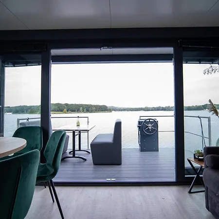 Houseboat Marina Mookerplas 4-6 Persons