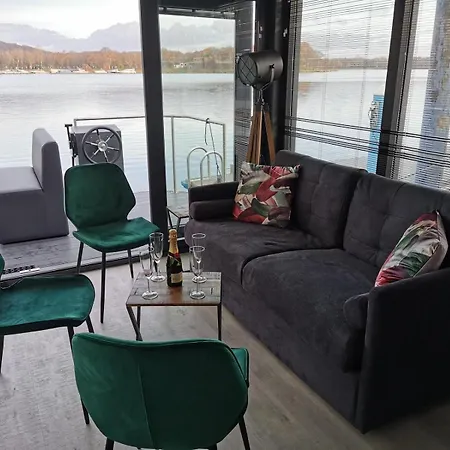 Houseboat Marina Mookerplas 4-6 Persons Domek alpejski *